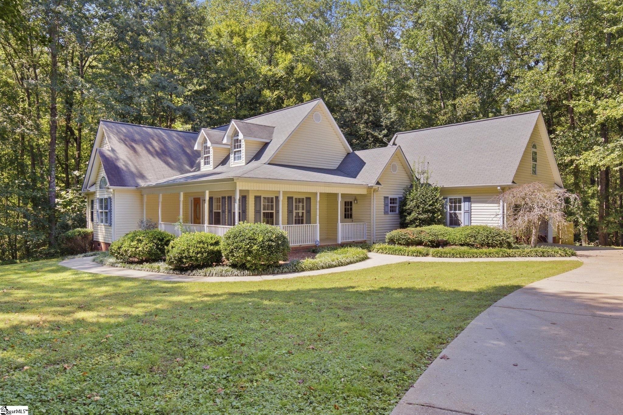 8 N Windward Court — photo