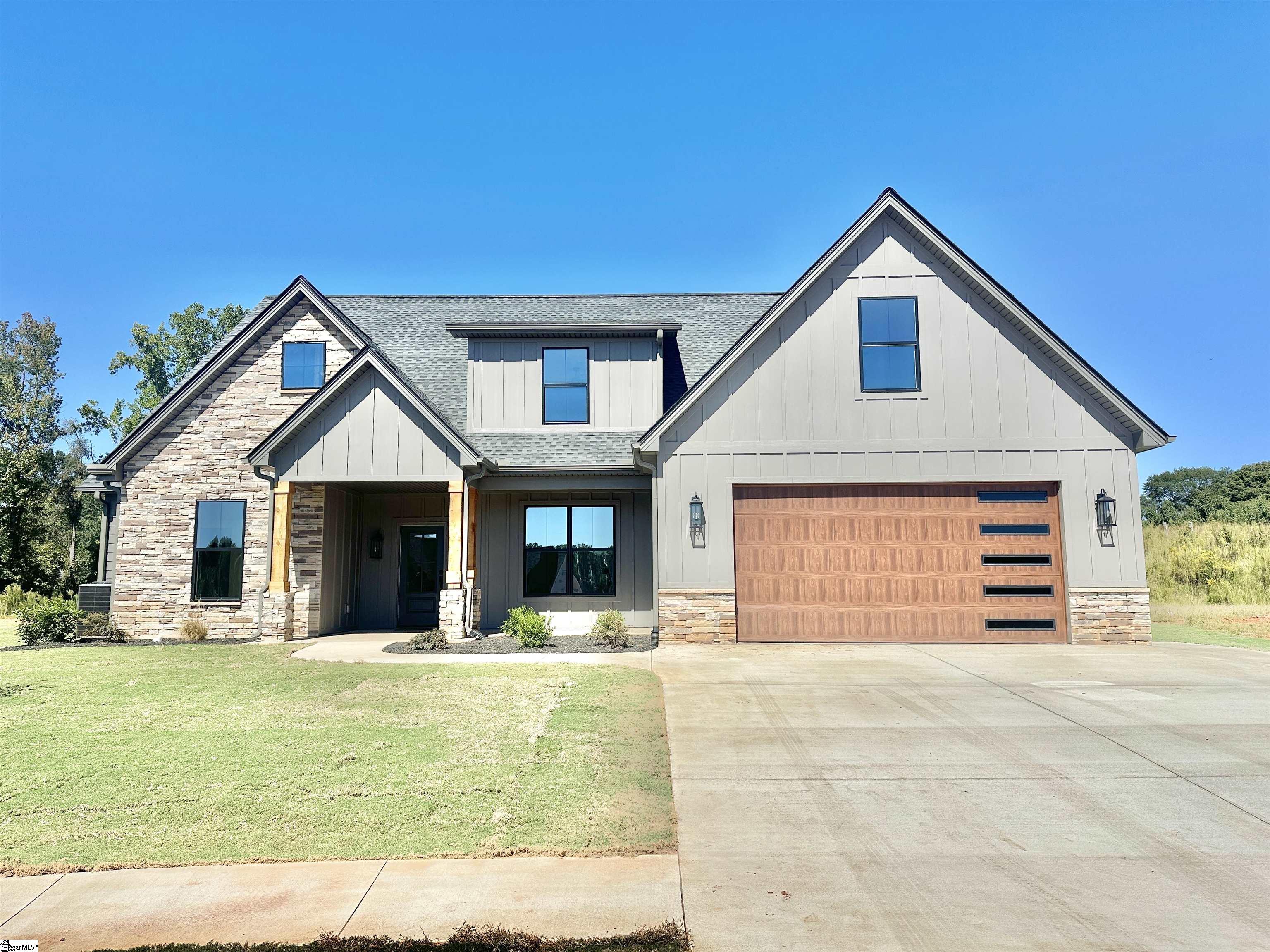 324 Stagmore Court — photo