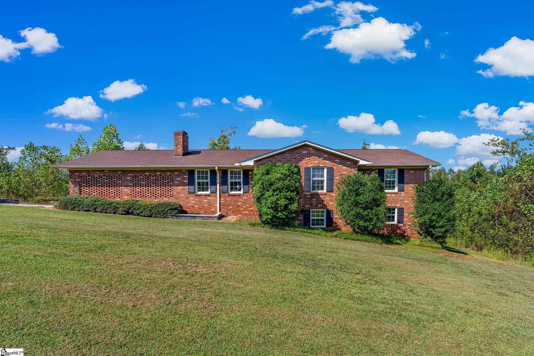201 and Lot 7 Leila Street Lot 7 Lot 7 Leila St Included in Sale — photo