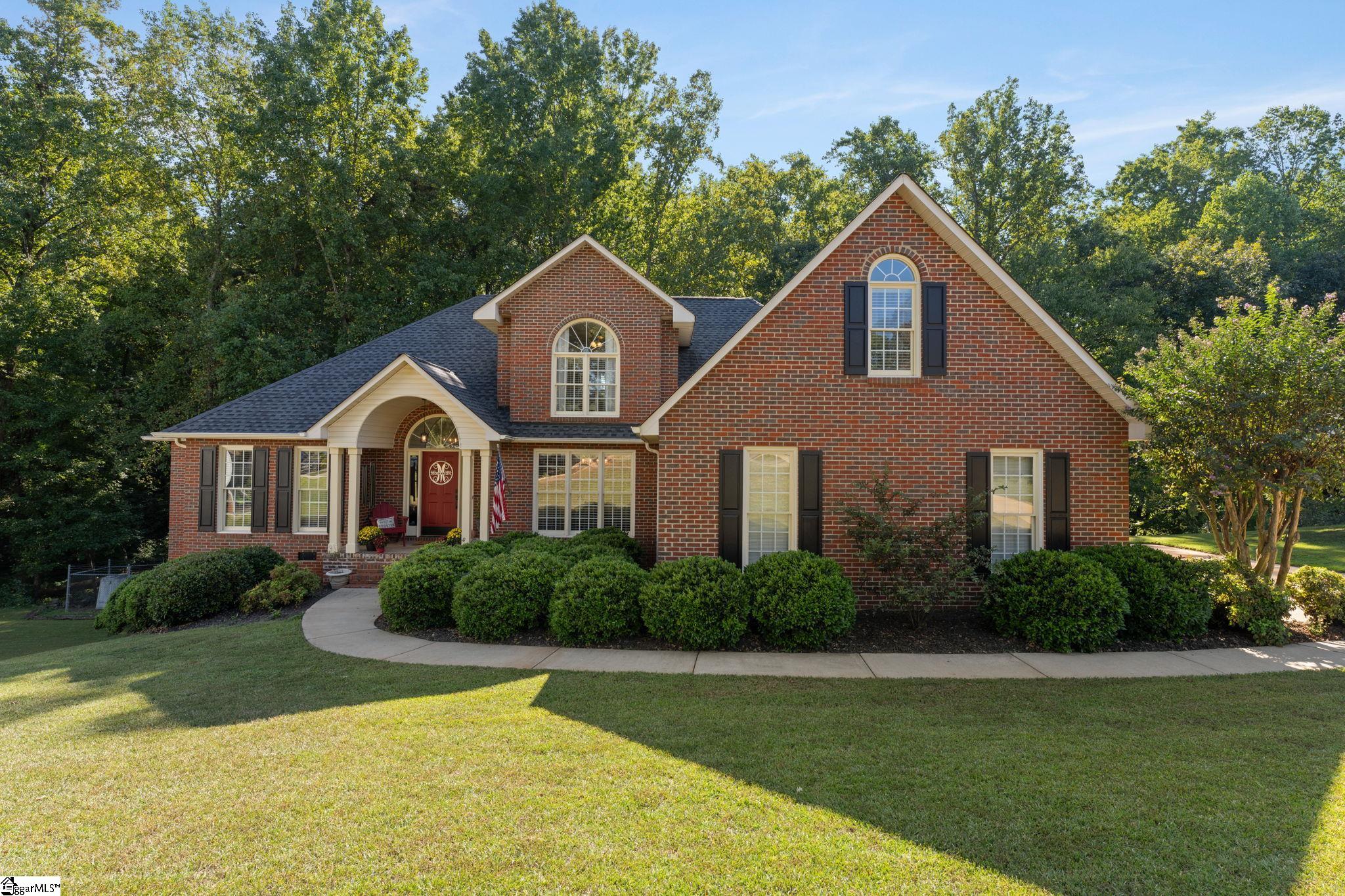 209 Woodbridge Court — photo