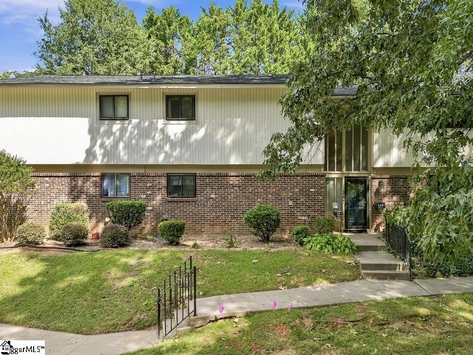 114 Briarview Circle — photo
