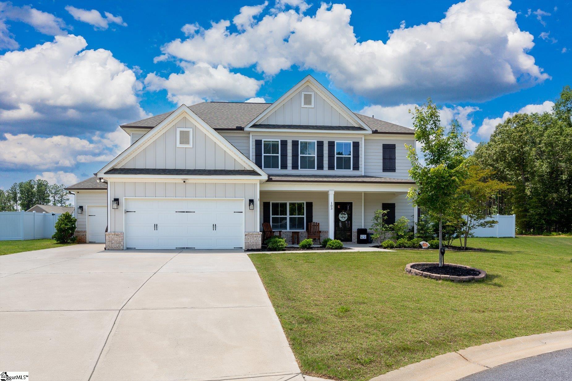 103 Martin Woods Way — photo