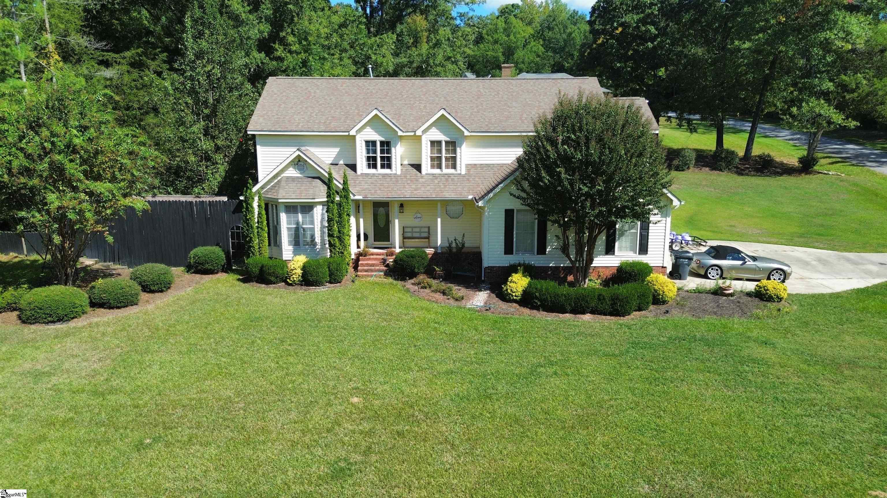 515 Parkview Drive — photo