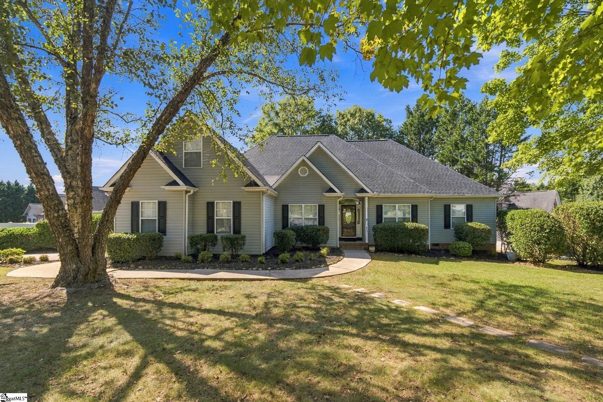 255 Wood River Way — photo