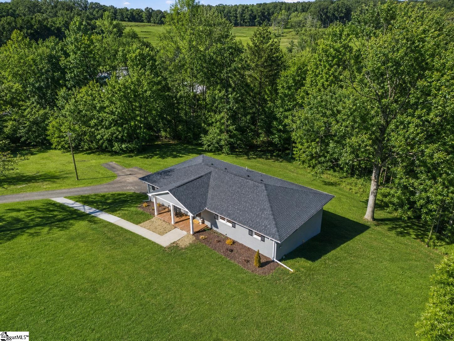 115 Pinetree Lane — photo