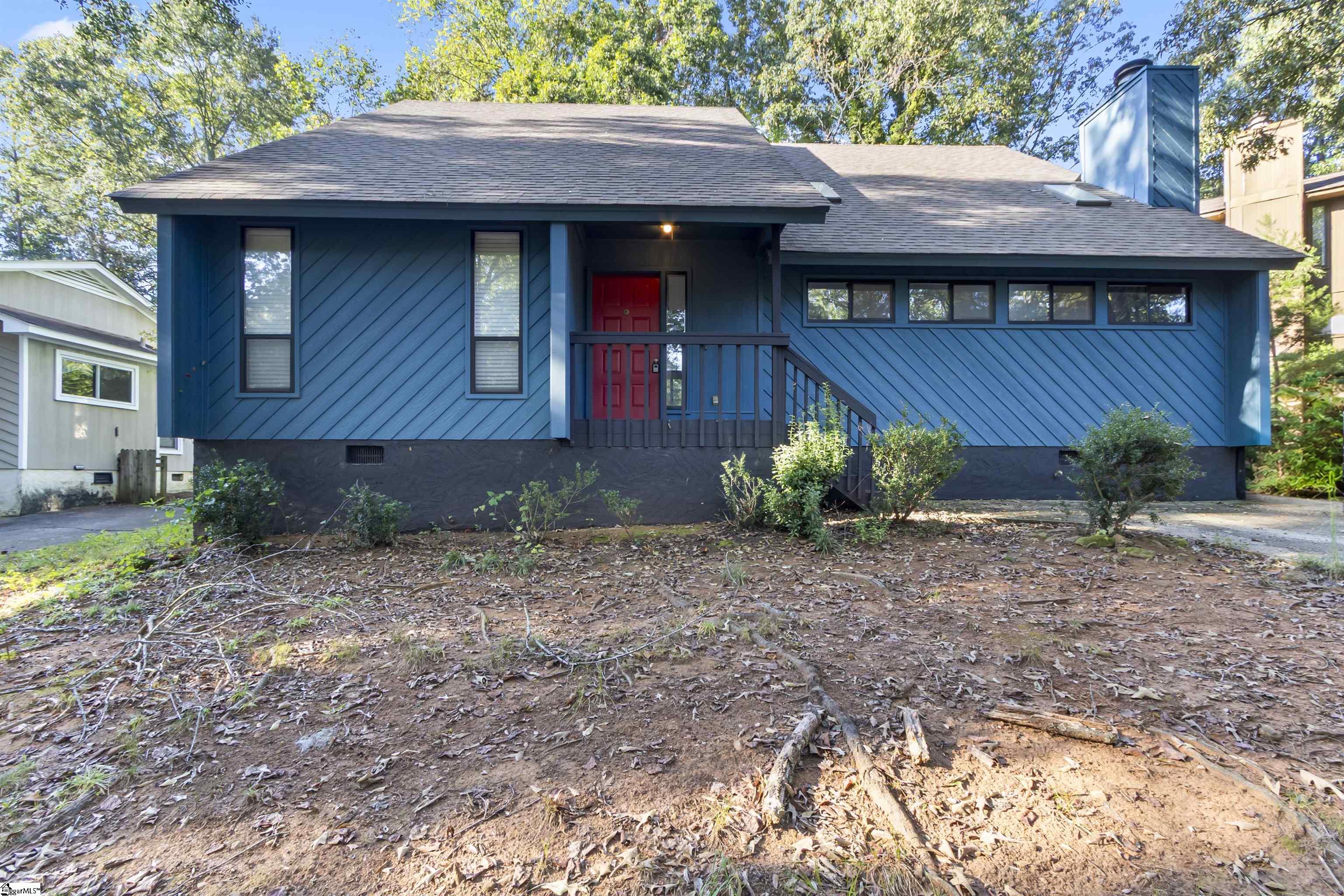 1404 Winding Way — photo