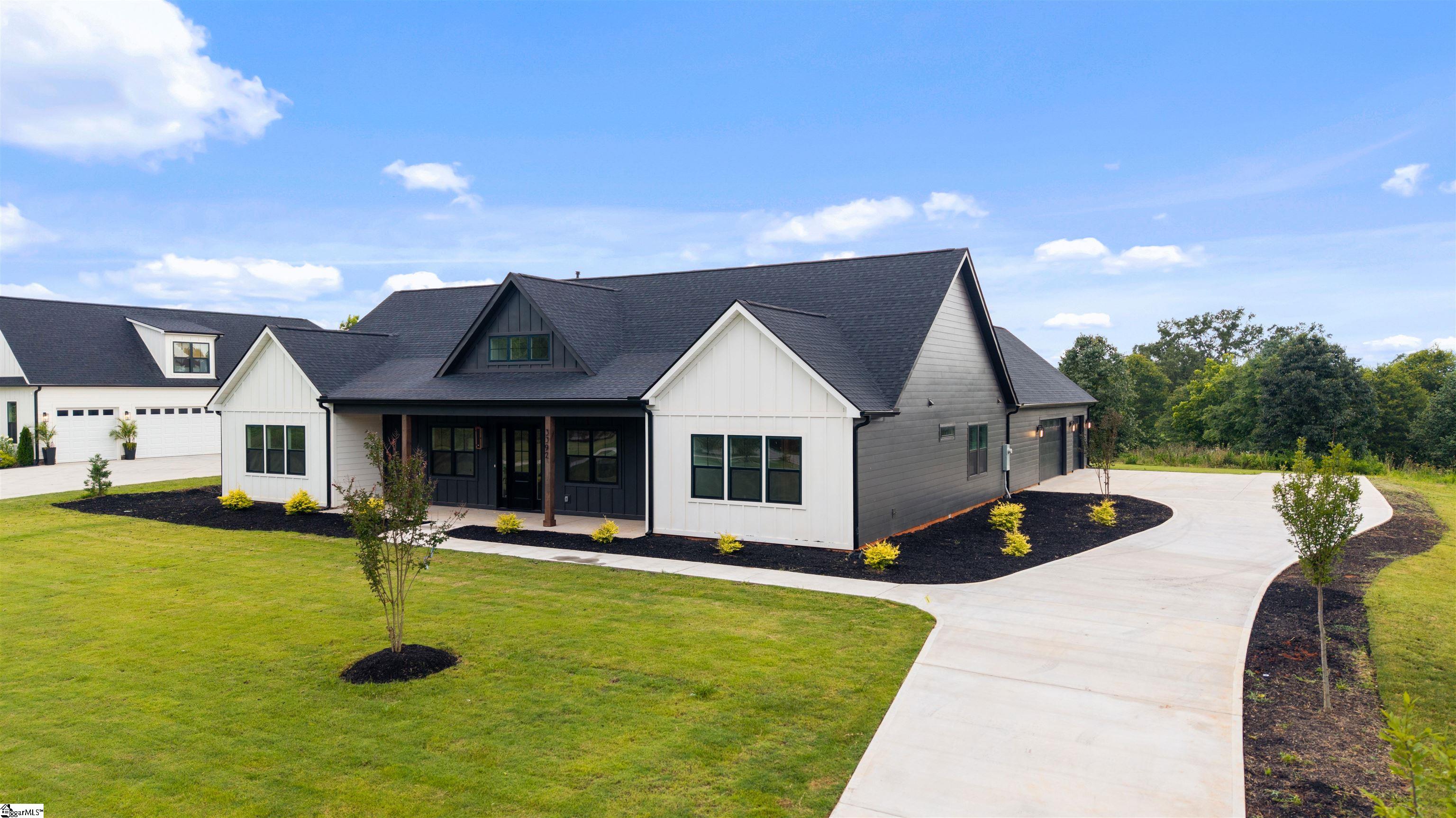 3392 Fairview Road — photo