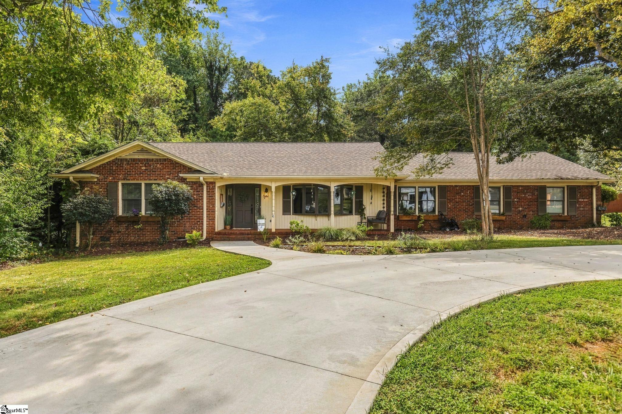 204 Seabury Drive — photo
