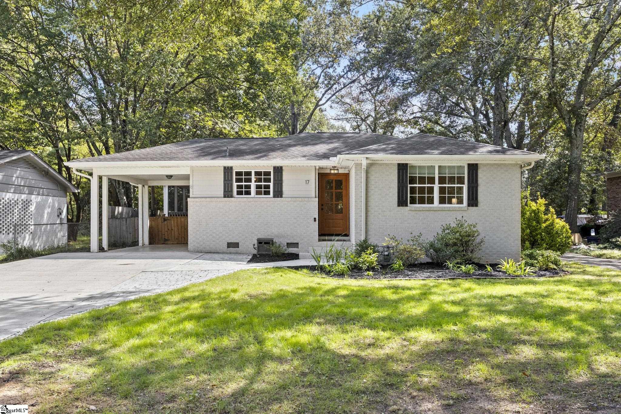 17 Vintage Avenue — photo
