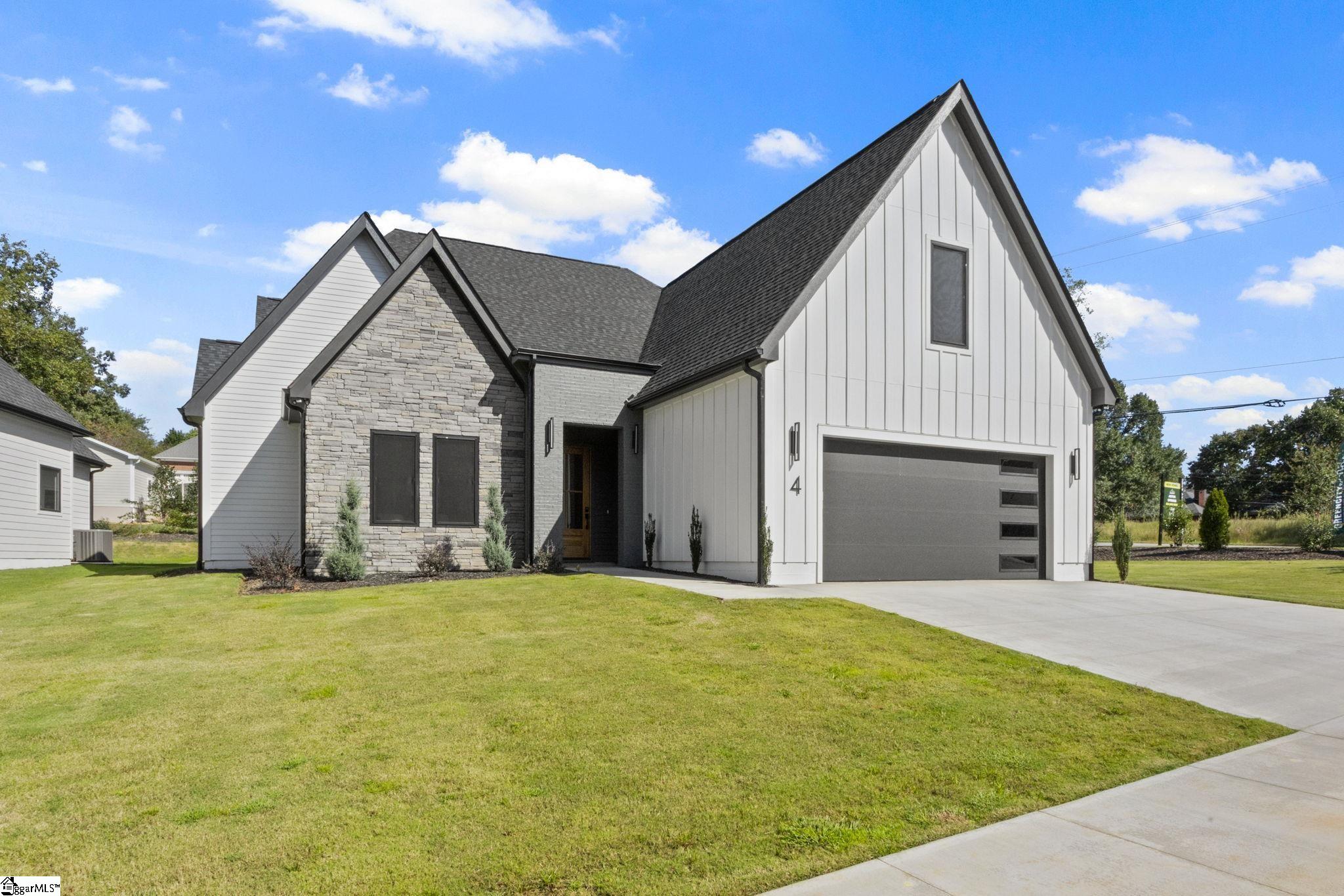 18 Aetna Spring Court — photo