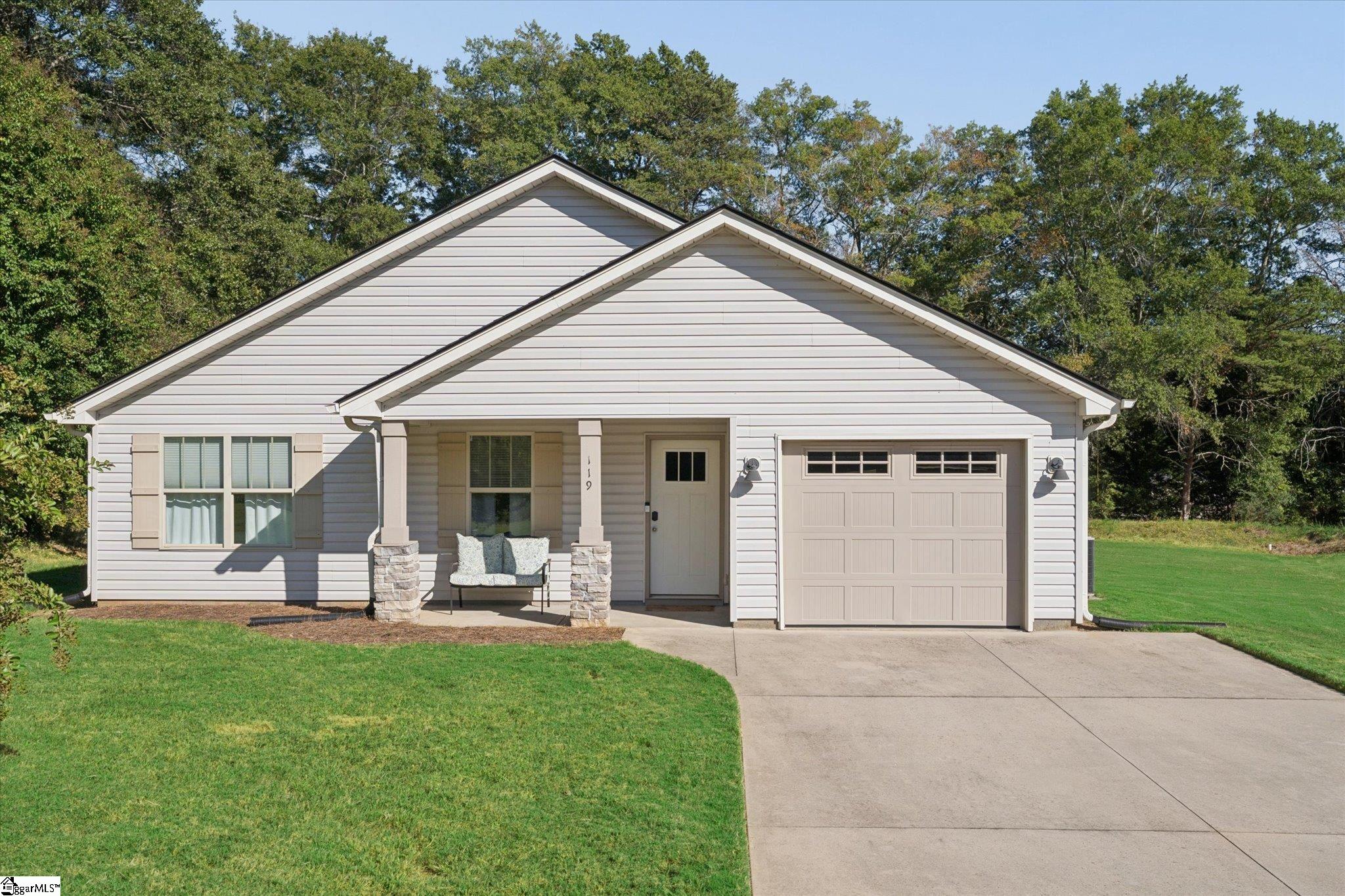 119 Landrum Drive — photo