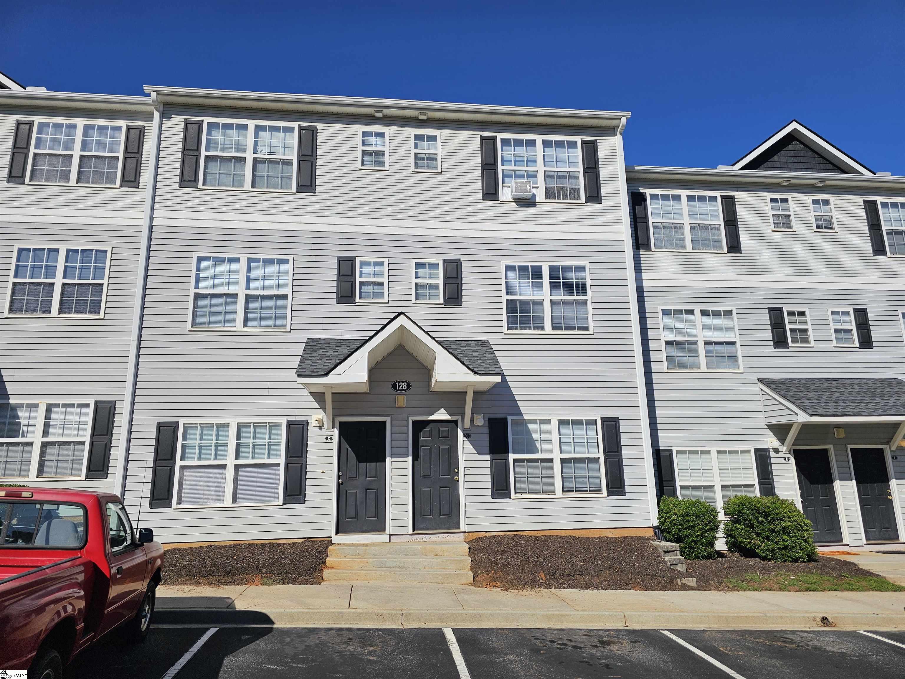 128 University Village Drive — photo