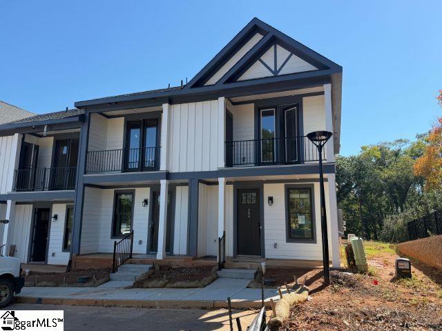 9 Hawthorne Lane — photo