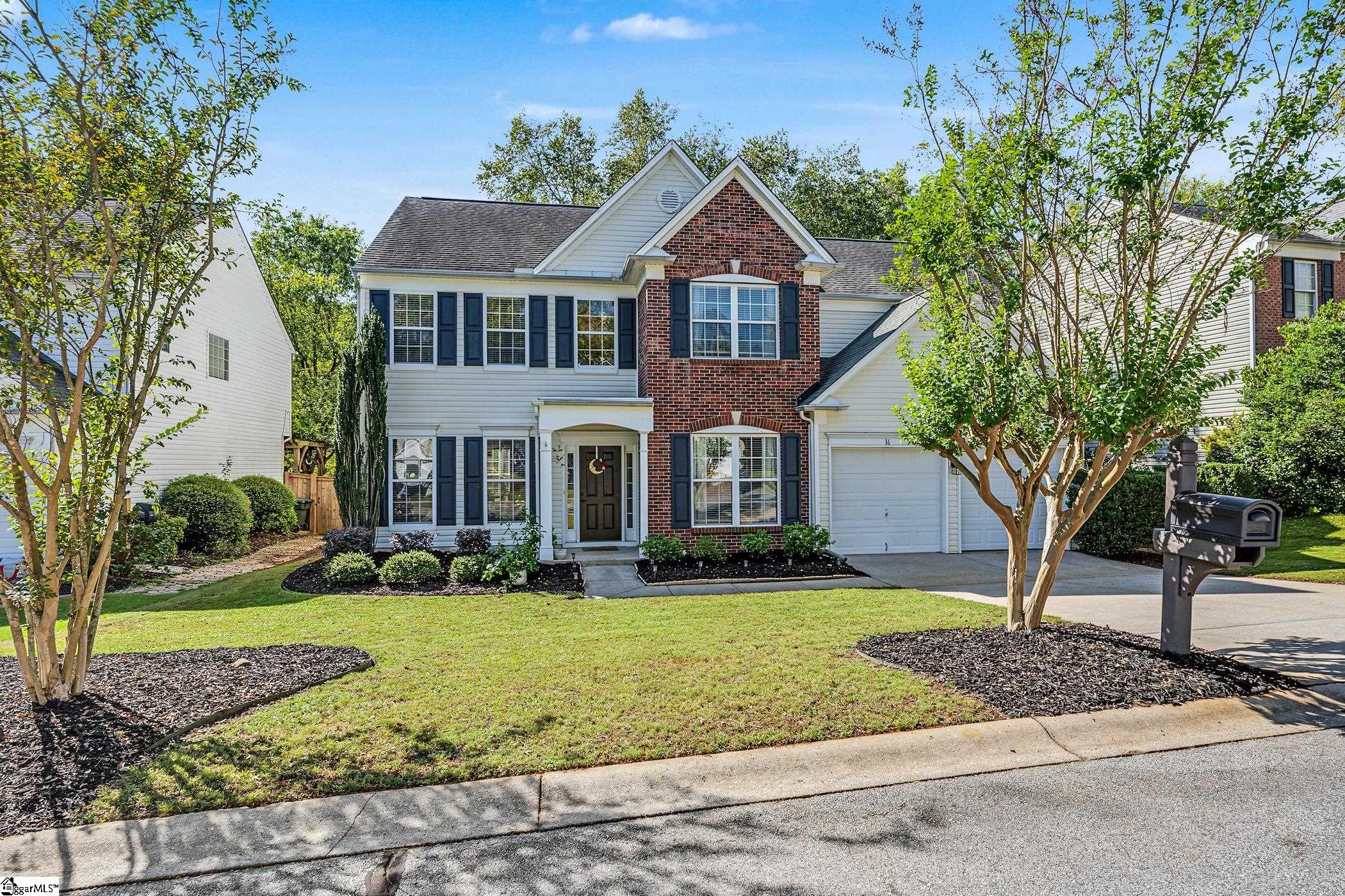 16 Breckenridge Court — photo