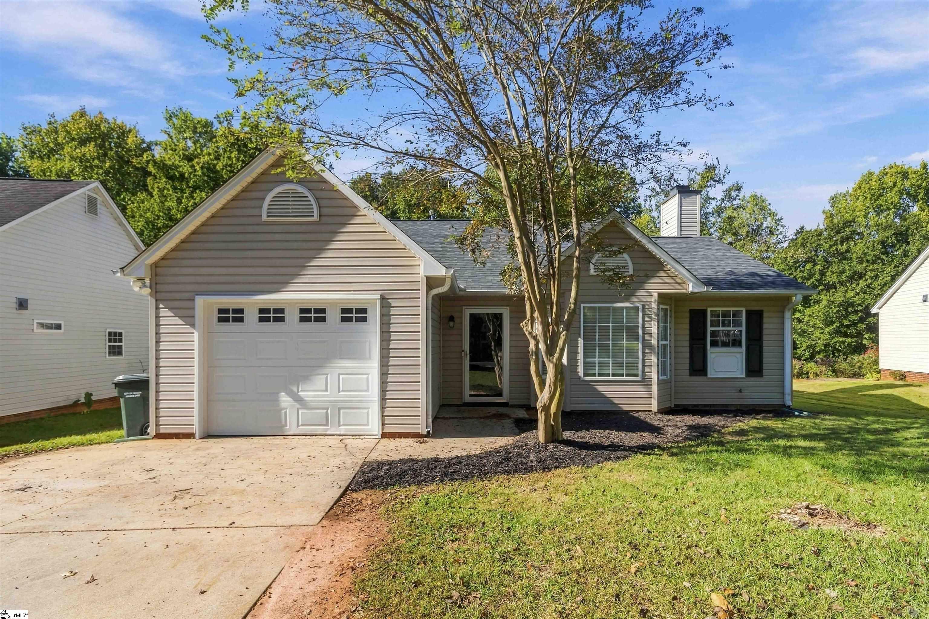 205 Riverside Chase Circle — photo