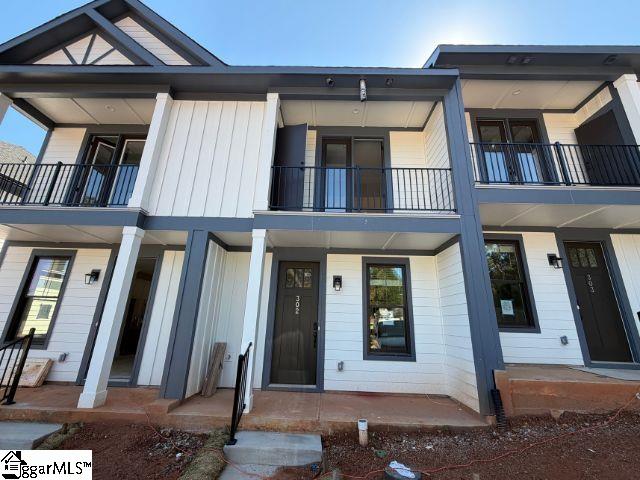 9 Hawthorne Lane — photo