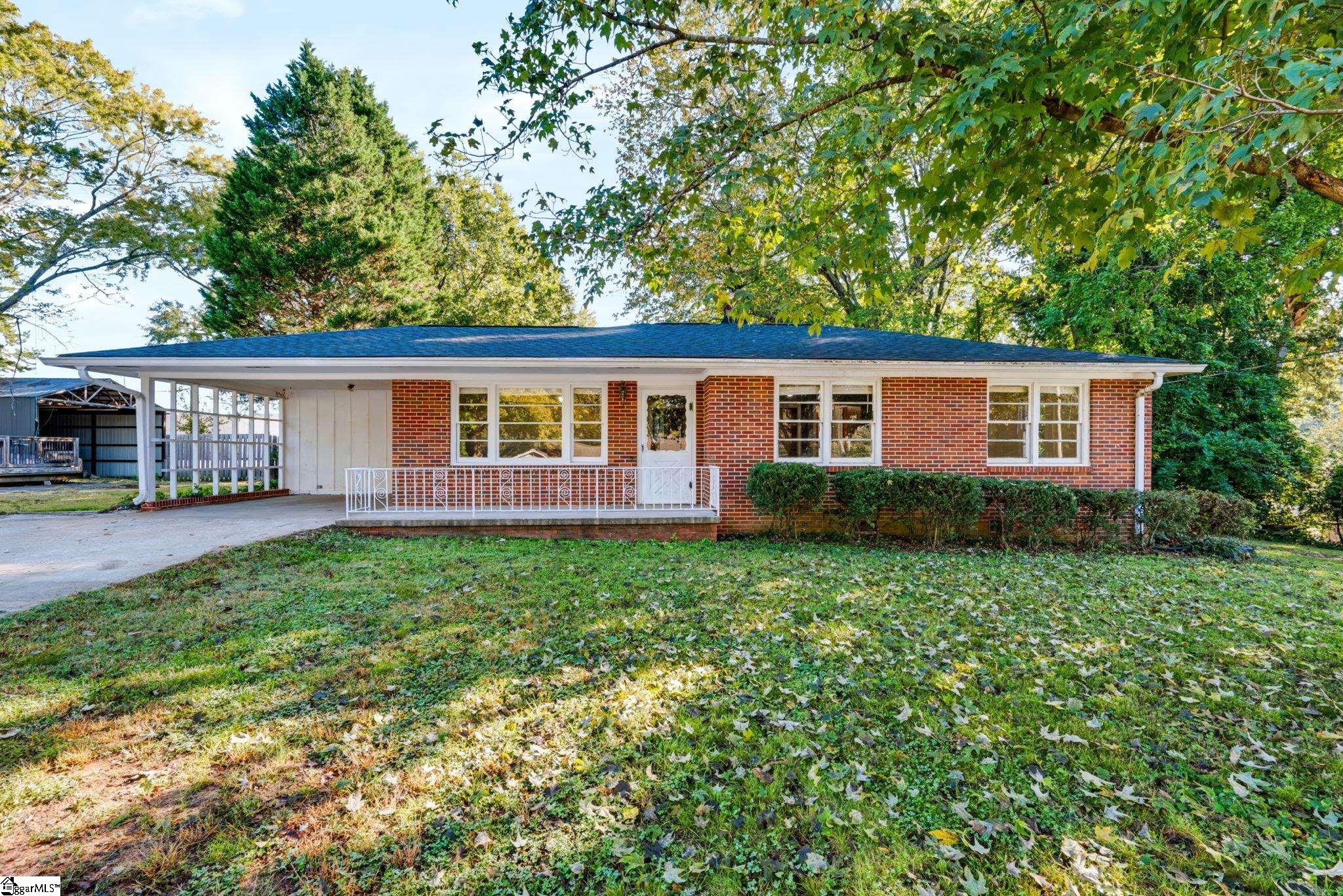 215 Cedar Circle — photo
