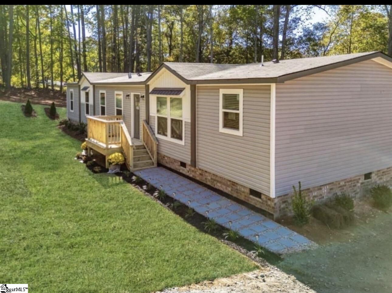 2578 John Dodd Road — photo
