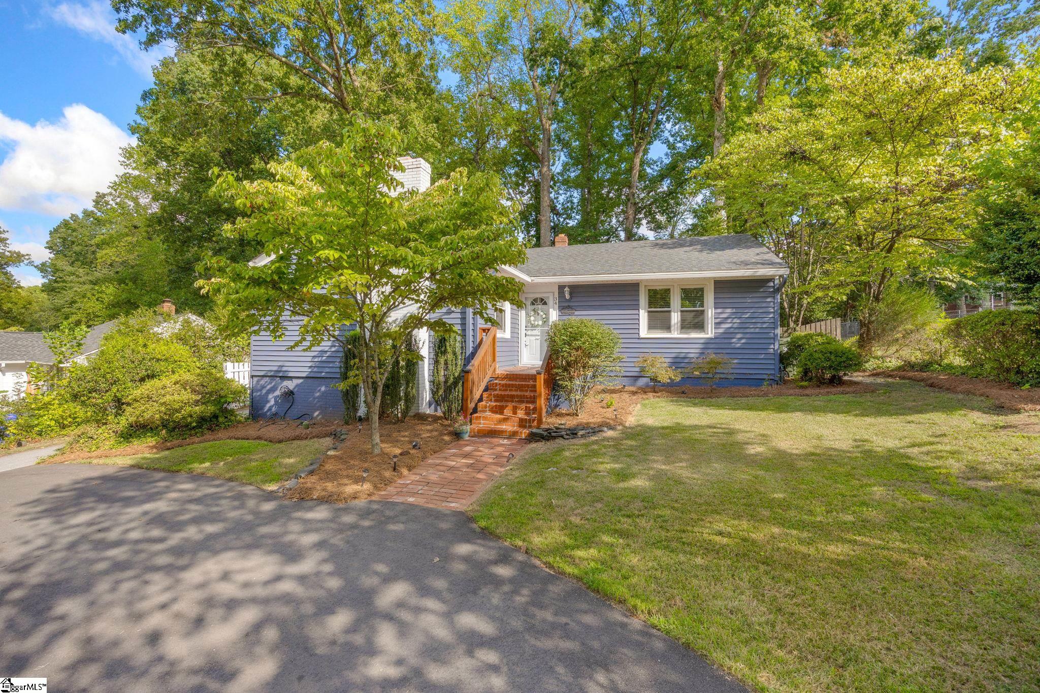 34 Brookside Circle — photo