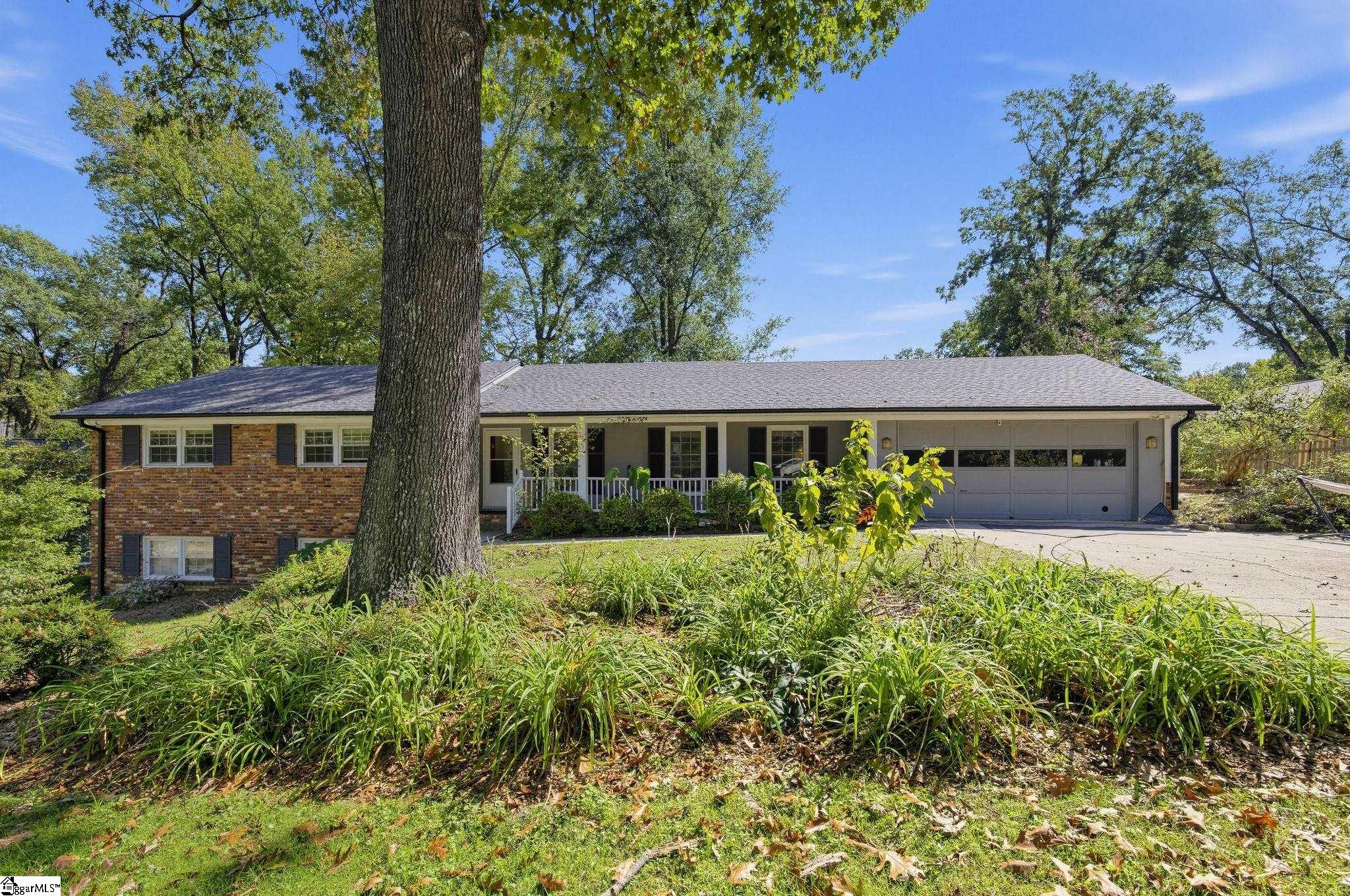 404 Kenilworth Drive — photo