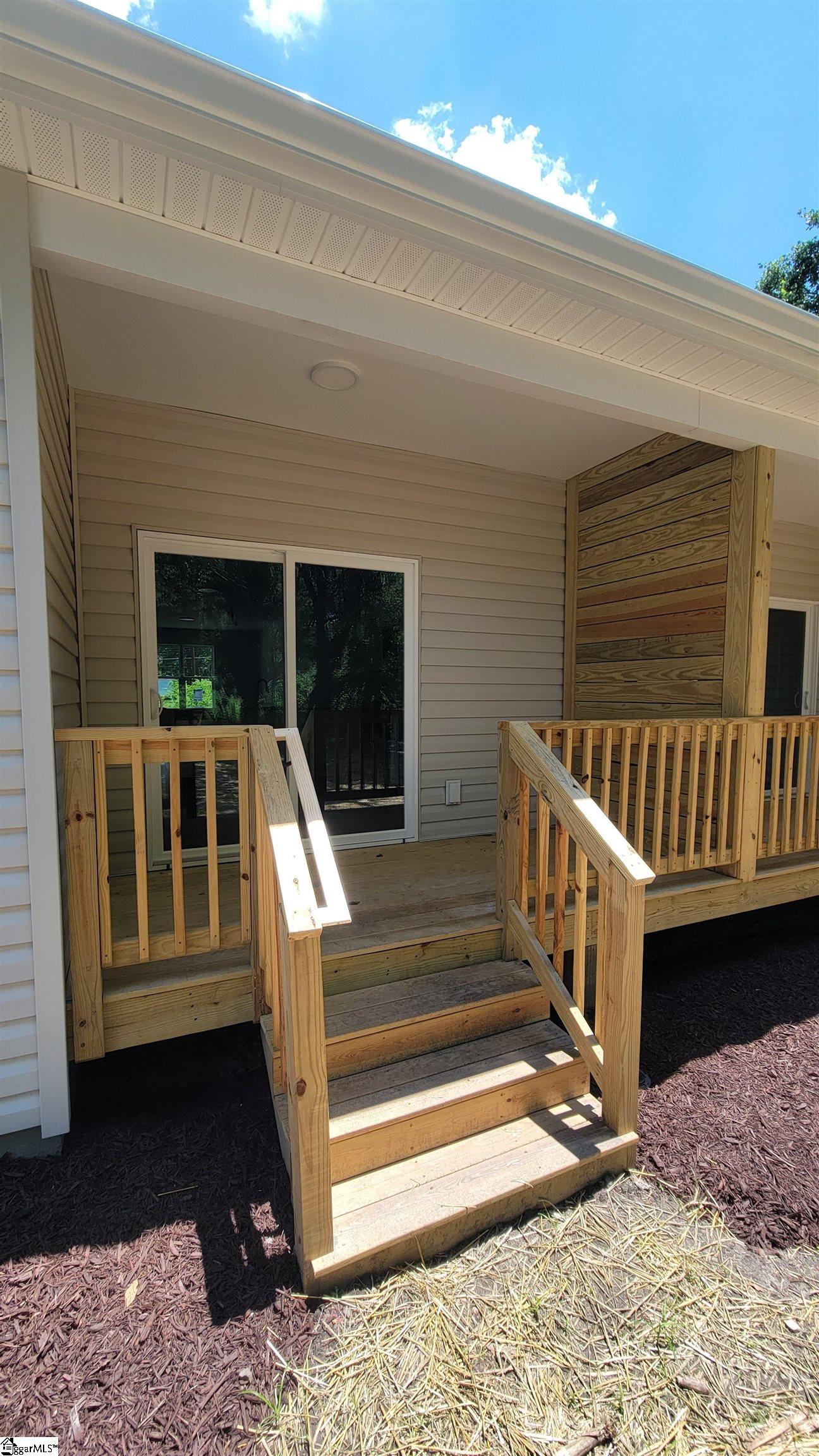 Home in Greenville, SC 29611 — photo 3