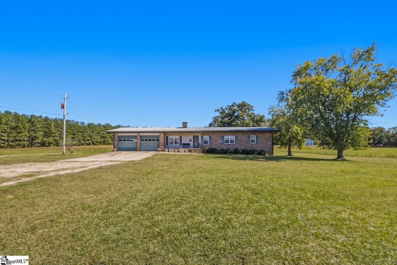 812 Tornado Road — photo
