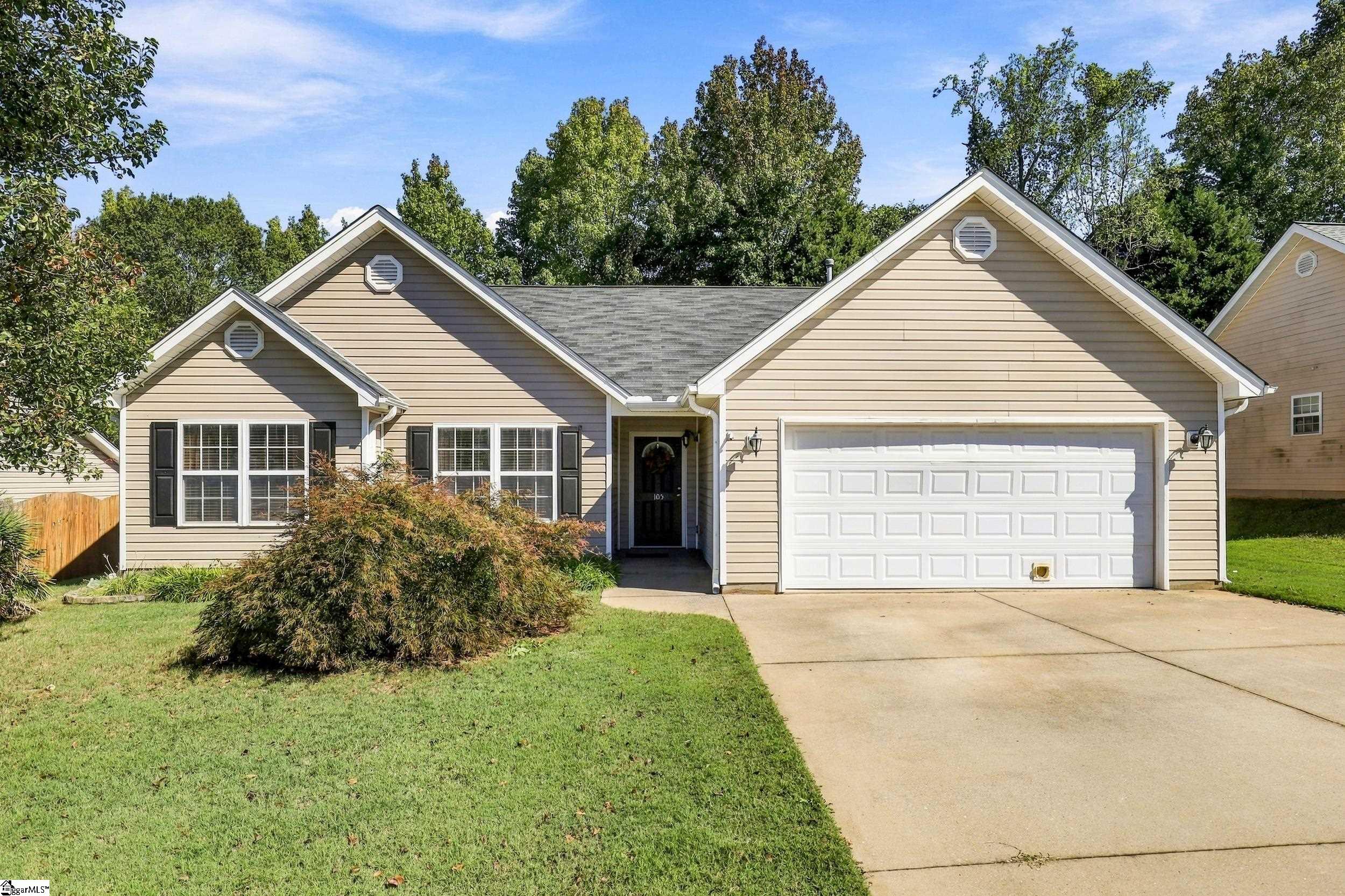 105 Sturgeon Bay Drive — photo