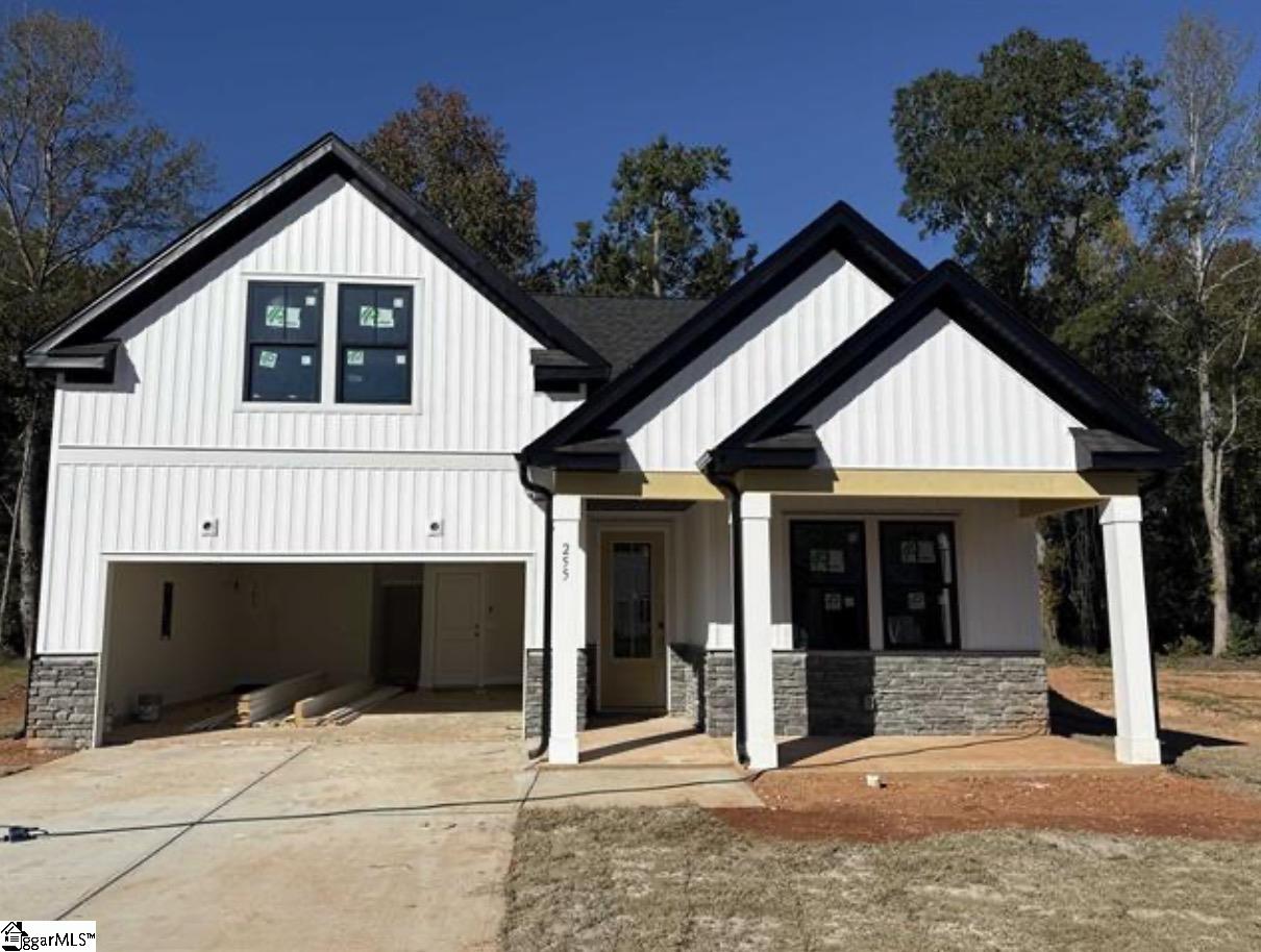 255 Creekside Circle — photo