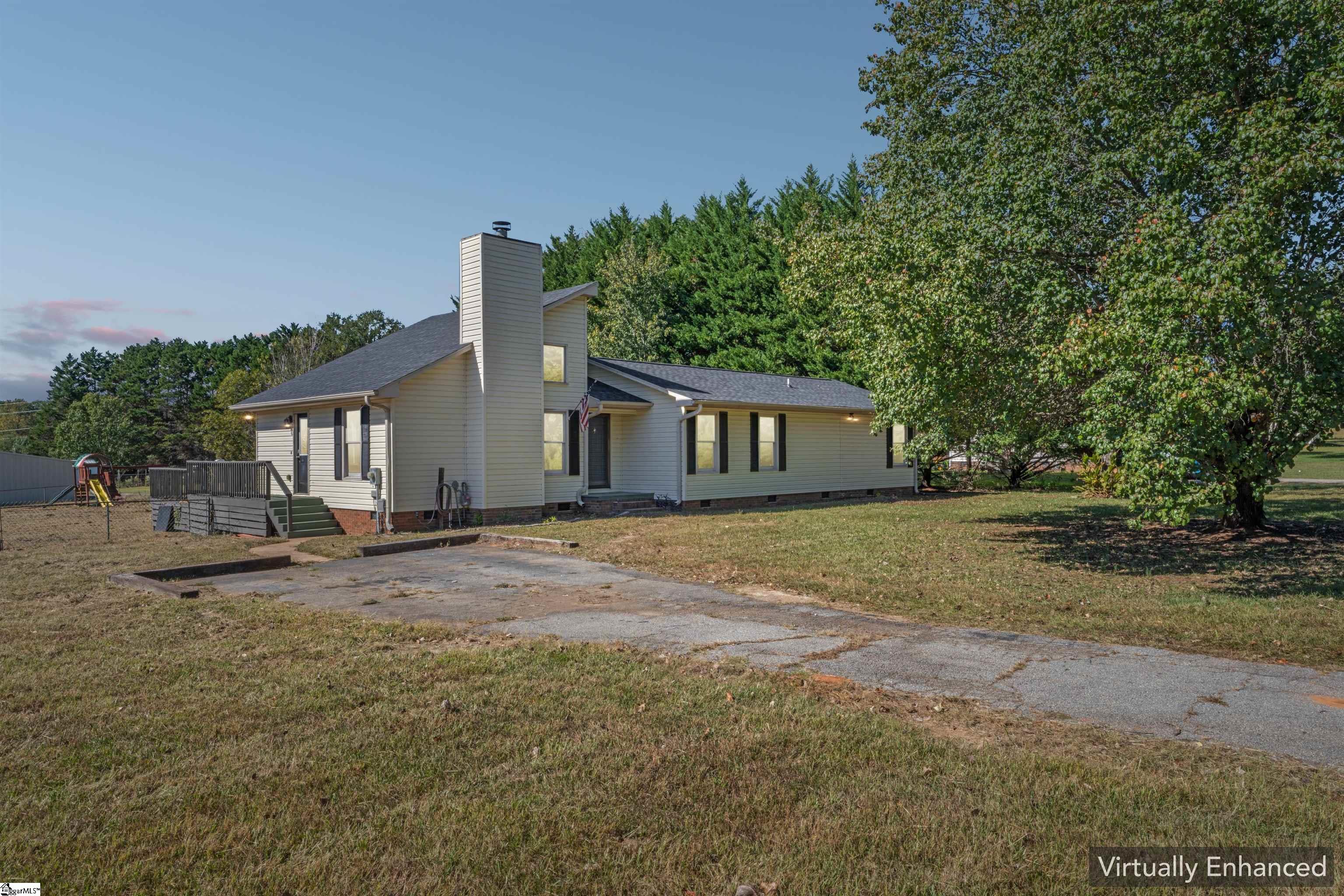 713 Jameson Road — photo