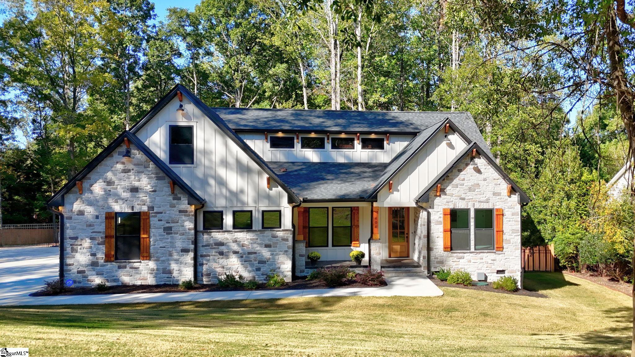 404 Holly Ridge Drive — photo