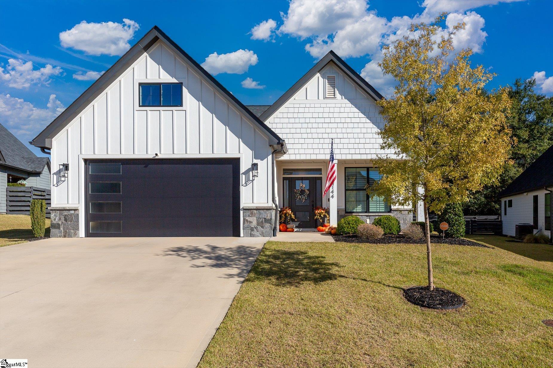 144 Winding Rock Road — photo