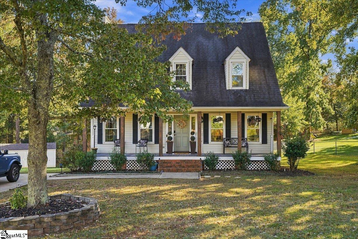 105 Fox Run Circle — photo