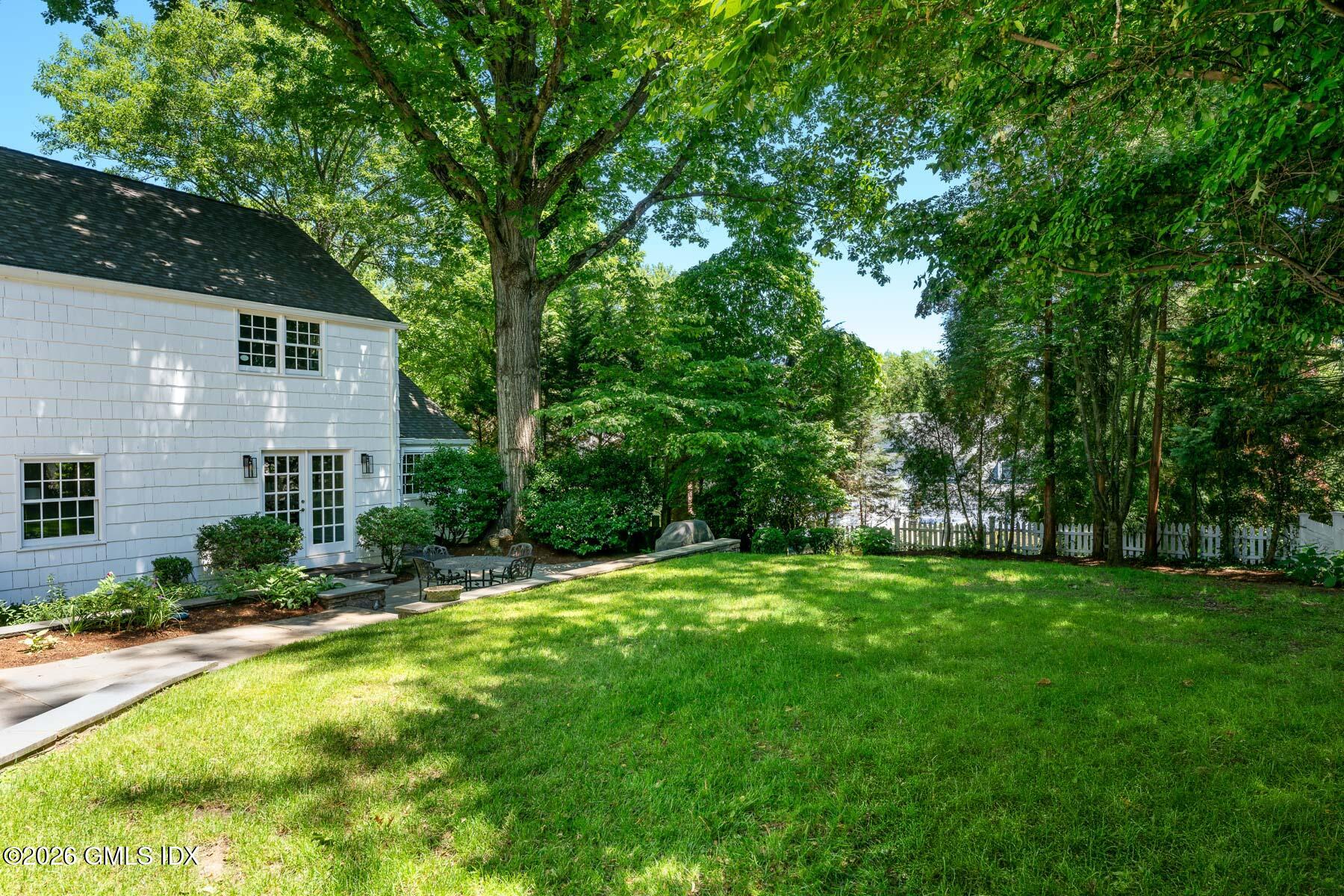 18 Owenoke Way, Riverside, CT 06878 — photo 3