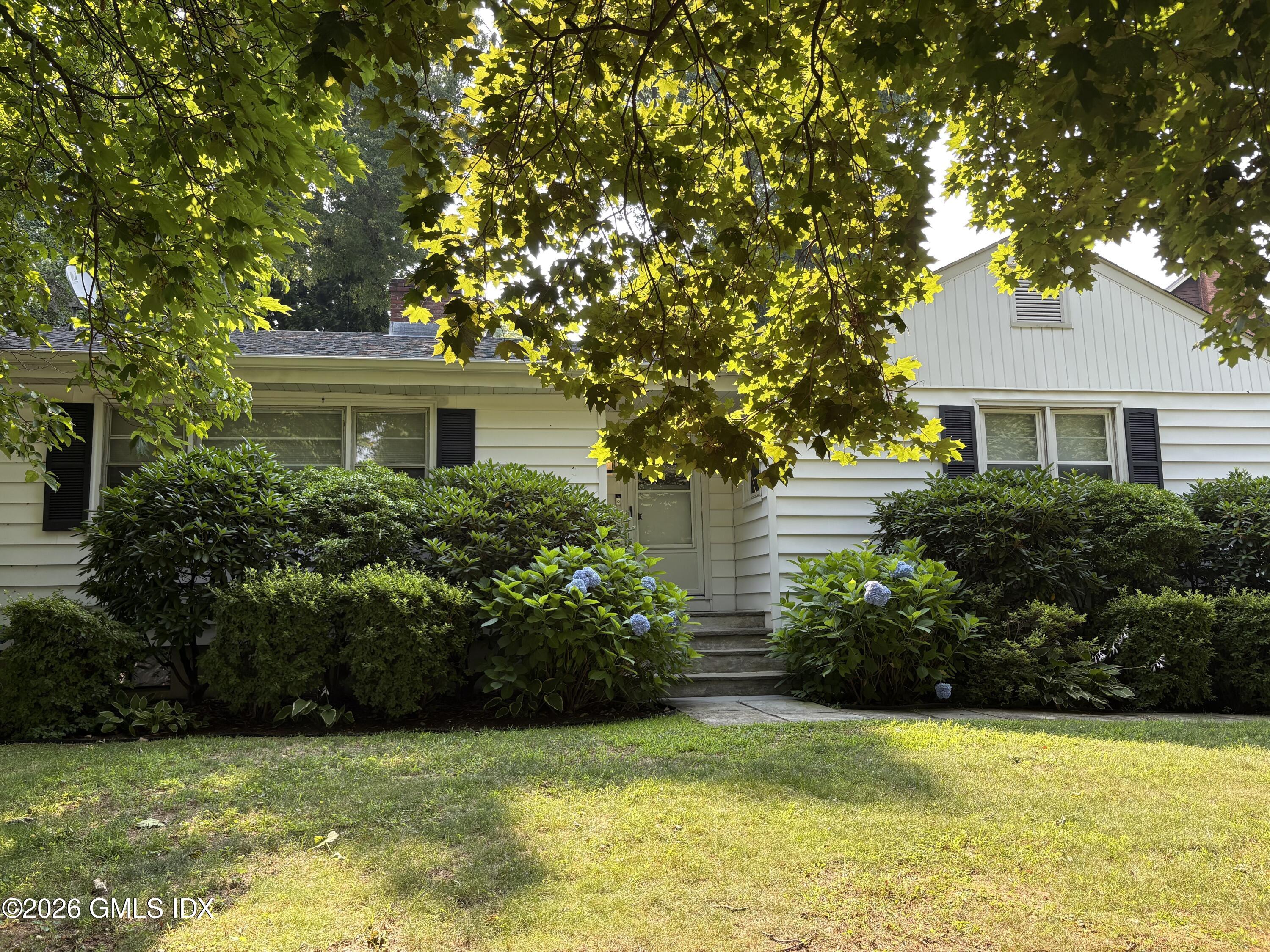 20 Meyer Place, Riverside, CT 06878