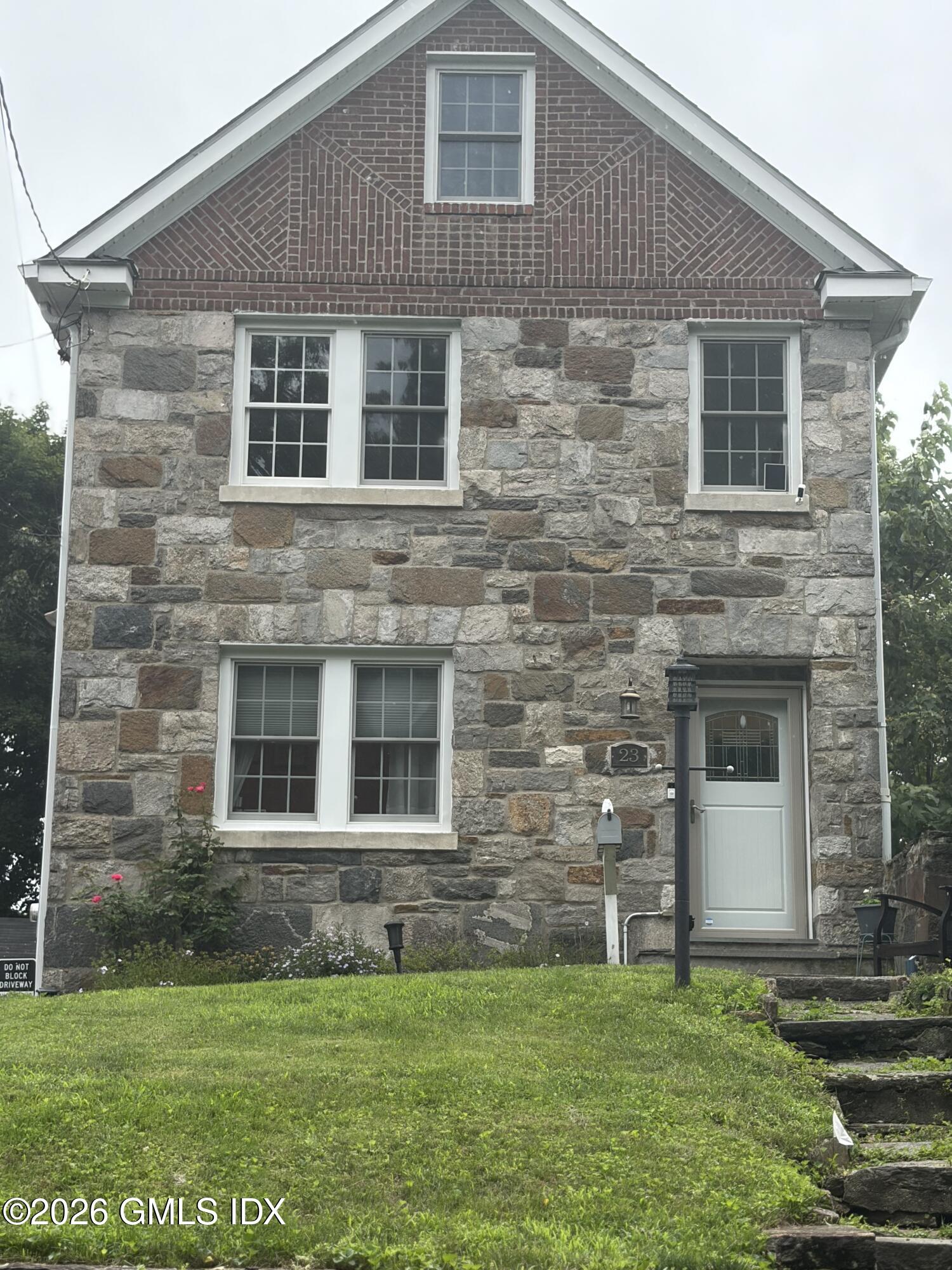 23 Locust Street 2 — photo