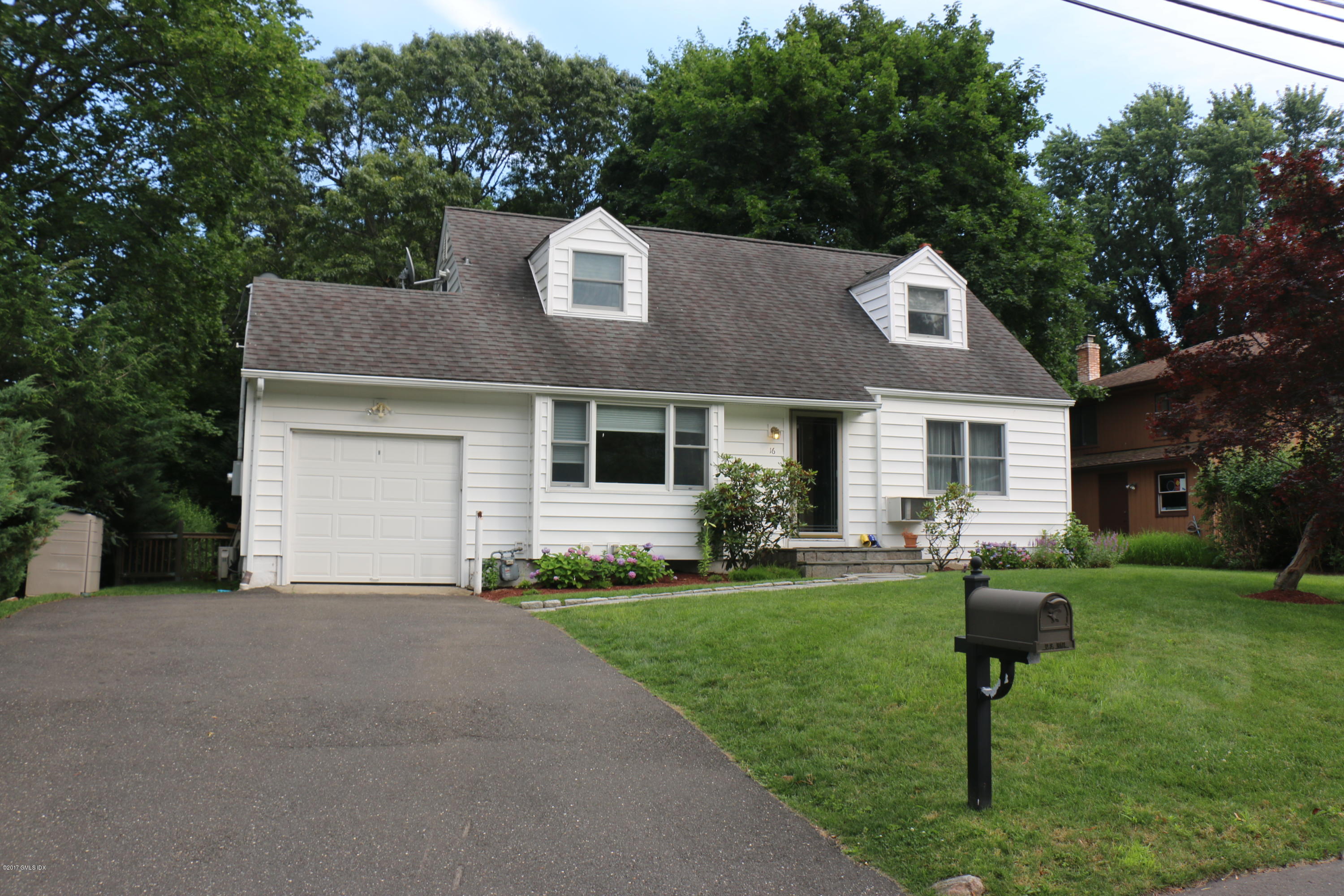 16 Bonan Drive — photo
