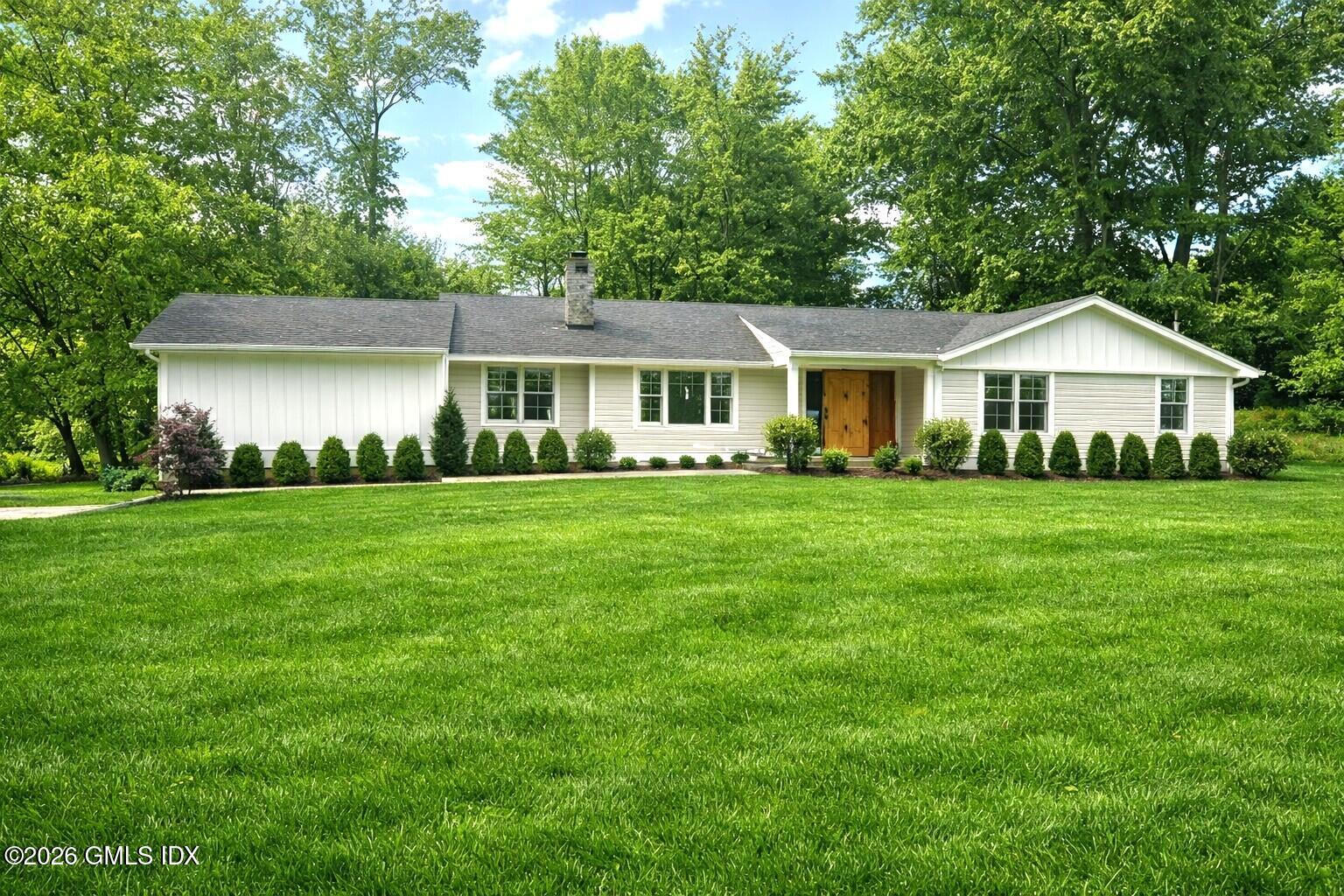 Home in Greenwich, CT 06831 — photo 2