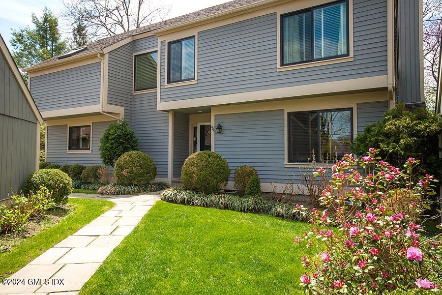 208 W Lyon Farm Drive 208 — photo