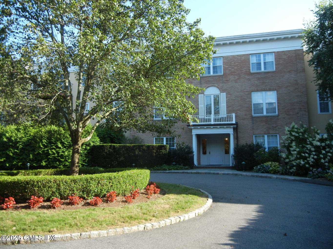 140 Field Point Road 10 — photo