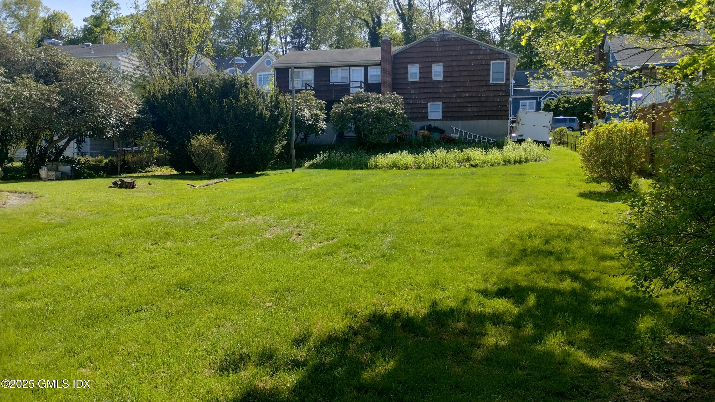 Home in Greenwich, CT 06831 — photo 2