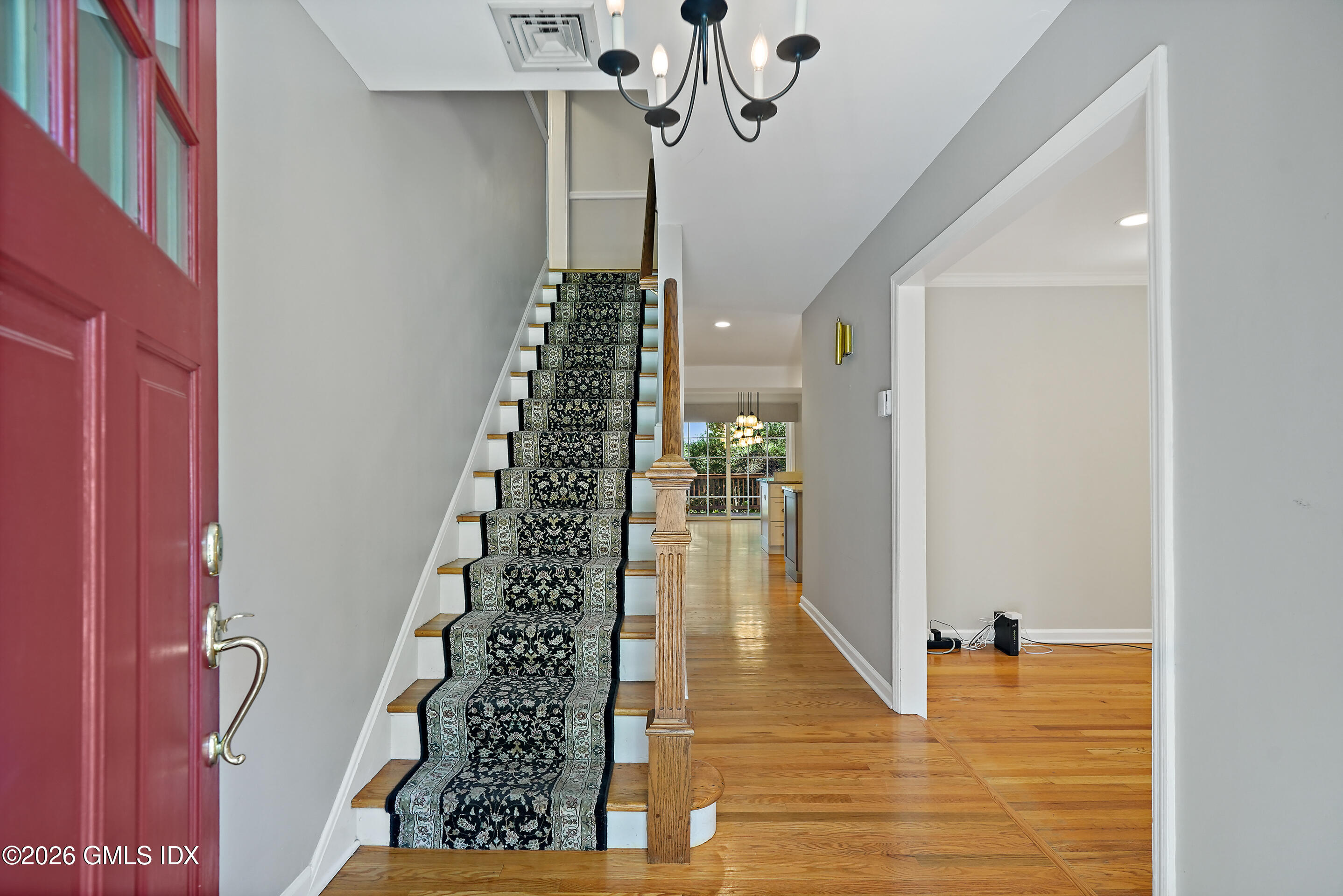 Home in Greenwich, CT 06830 — photo 3