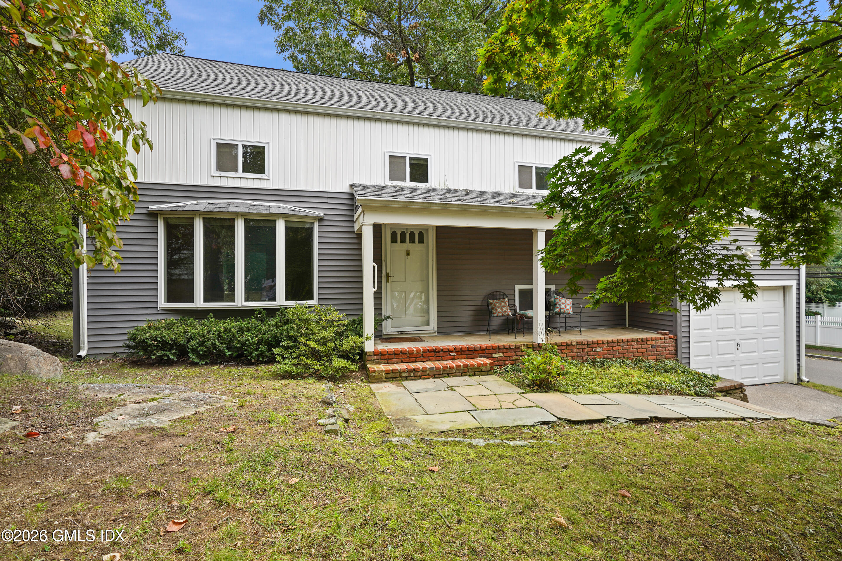 66 Mary Lane, Riverside, CT 06878