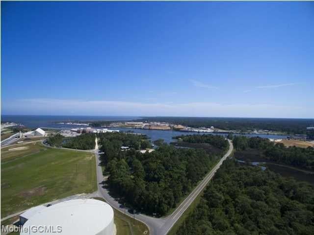 7554 Deer River Road — photo