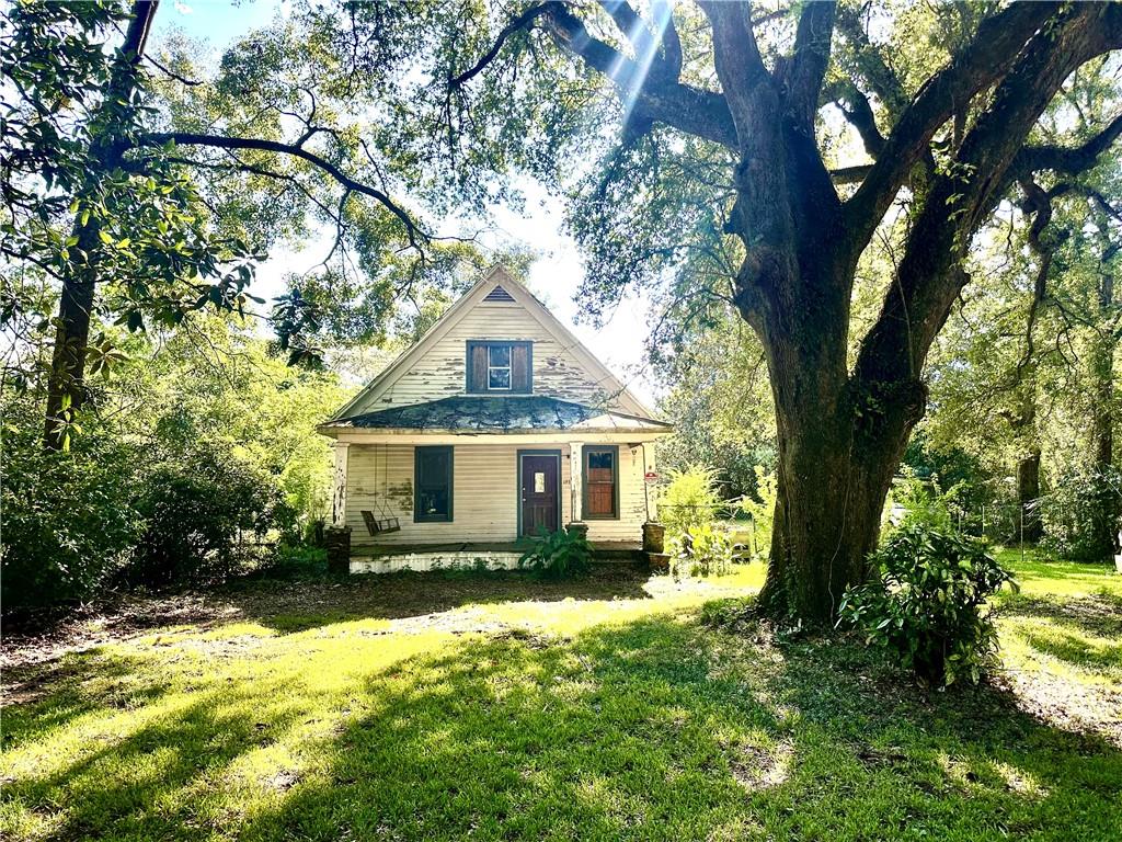 19370 Magnolia Avenue — photo