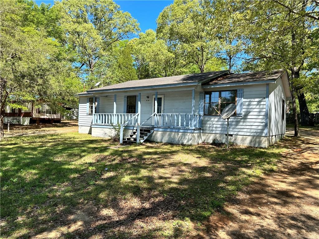8360 Woodland Court — photo
