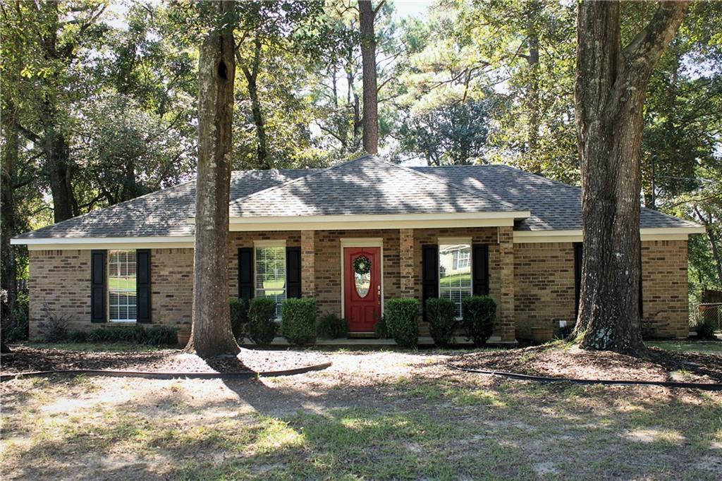 1815 Ranch House Drive, Semmes, AL 36575
