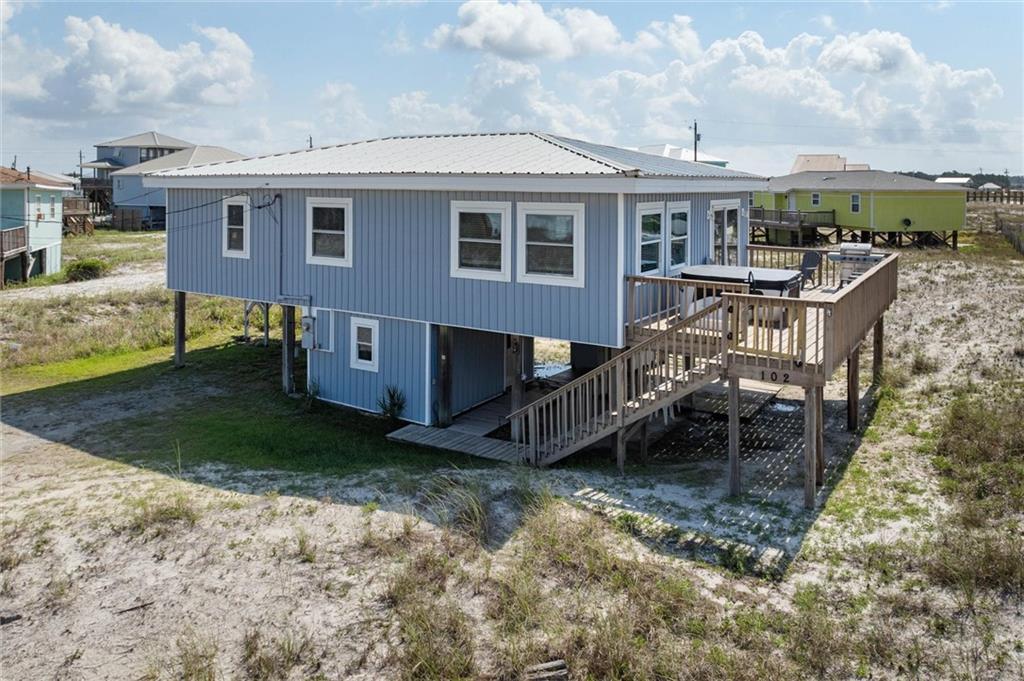102 Ponchartrain Court — photo