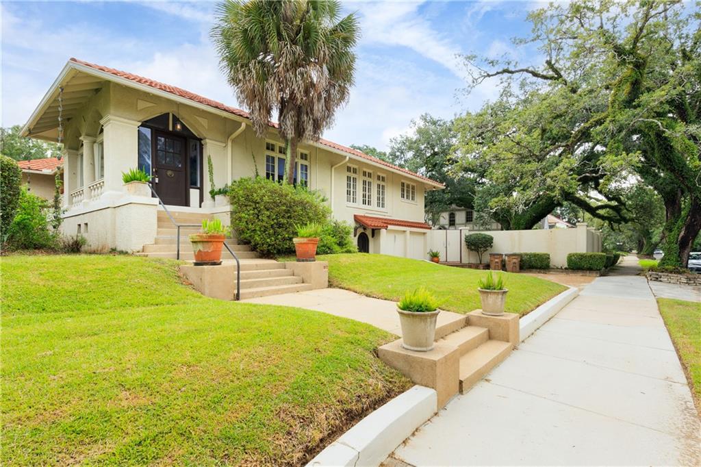 1563 GOVERNMENT ST — photo 2