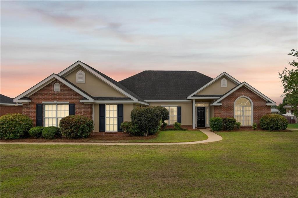 9651 Hampshire Court — photo