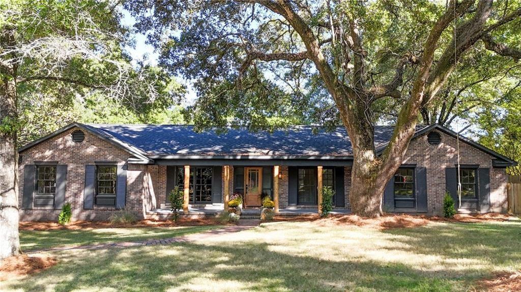 305 Trent Mill Court — photo